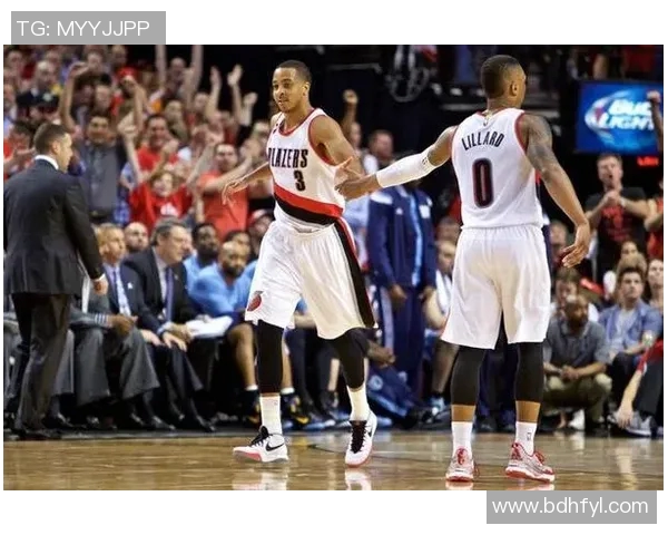 2017年NBA季后赛火箭队与鹈鹕队激战回顾及精彩瞬间分析