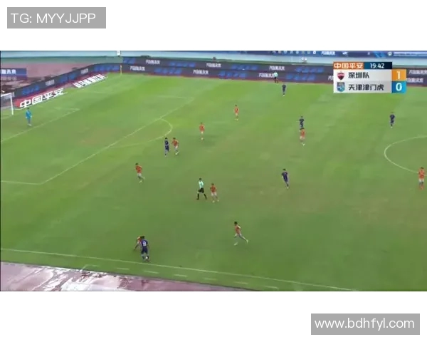 三十一号足球比赛精彩直播回放全程回顾与精彩瞬间分析 三十一号足球比赛精彩直播回放全程回顾与精彩瞬间分析