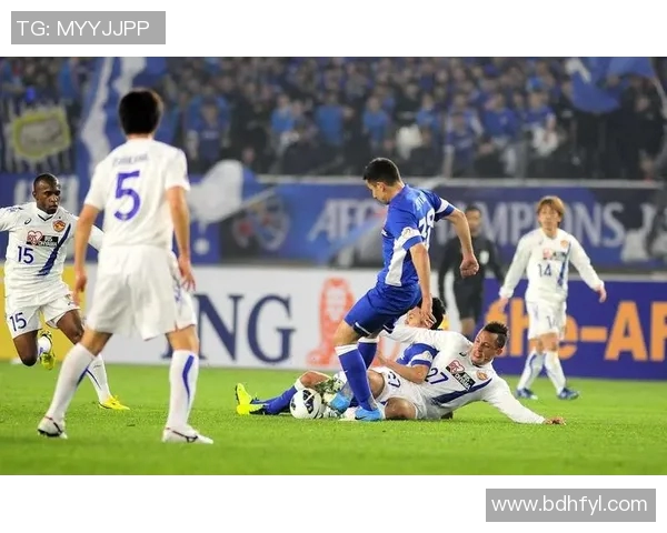 翻天喜悦与大分三神的激烈对决揭示足球战术与团队精神的碰撞