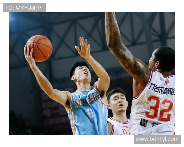 热苏斯在赛场上的崛起与挑战：从新星到顶尖前锋的奋斗历程